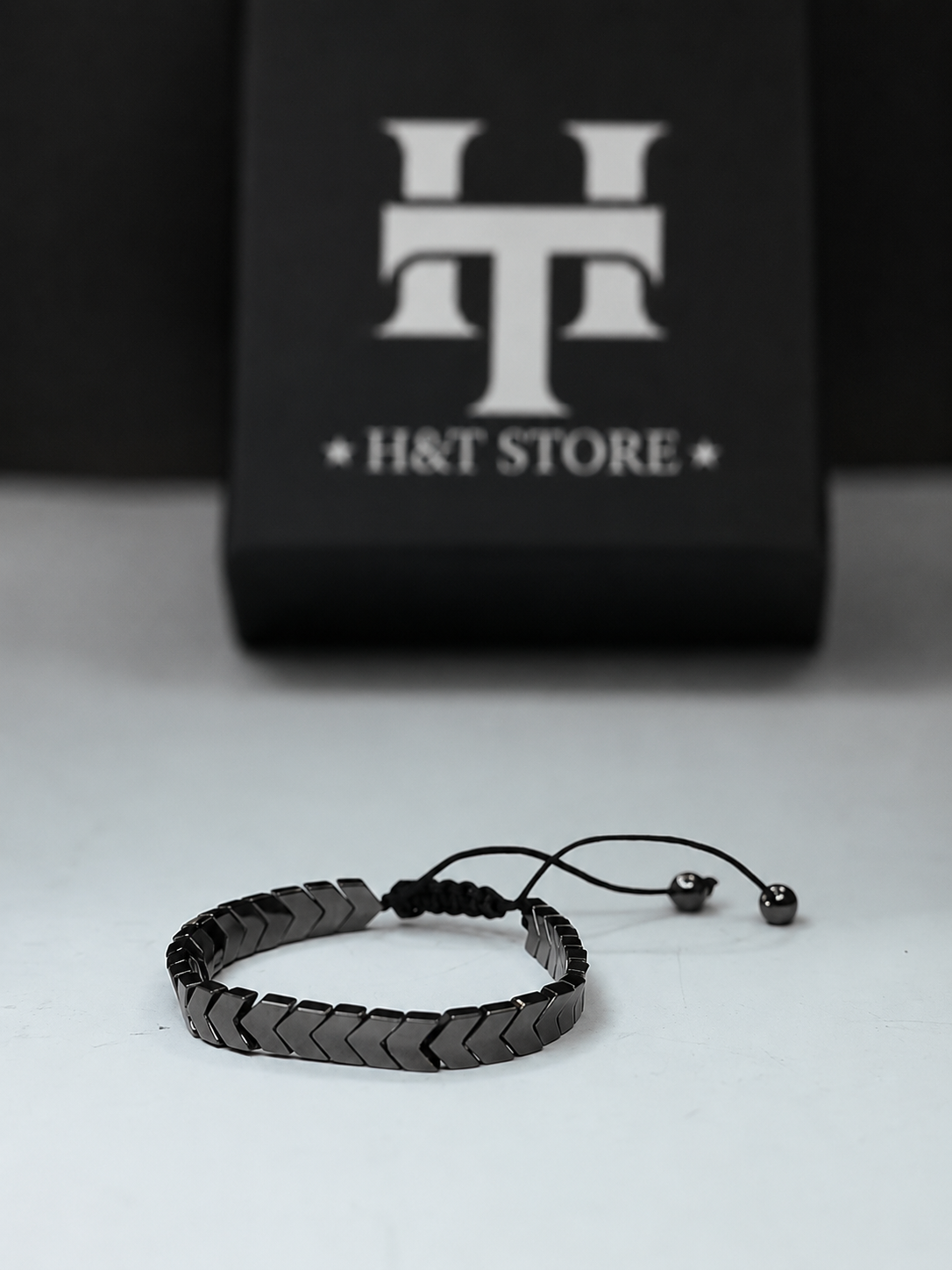 Onyx Crest Bracelet
