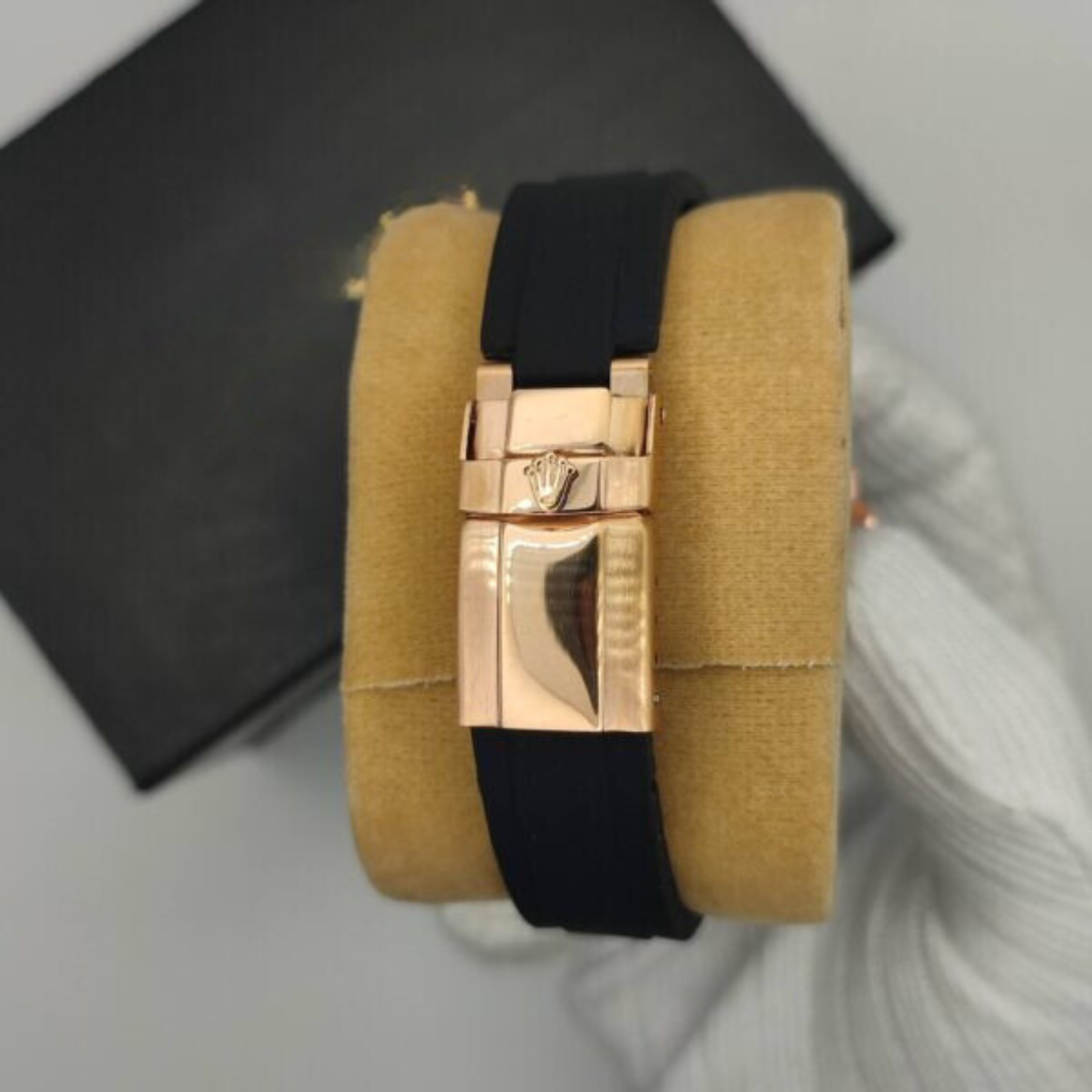 Rolex-Inspired Leather Strap Watch